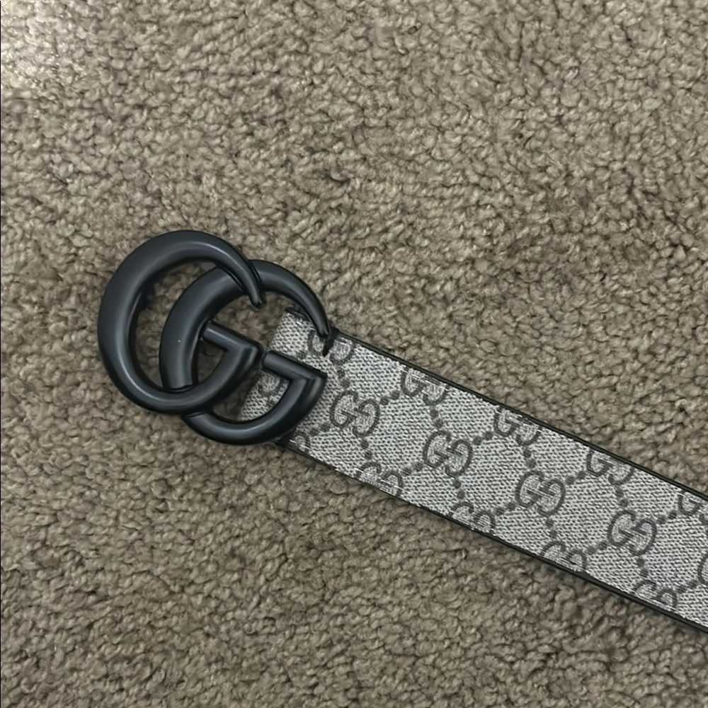 Gucci Black and Gray Belt